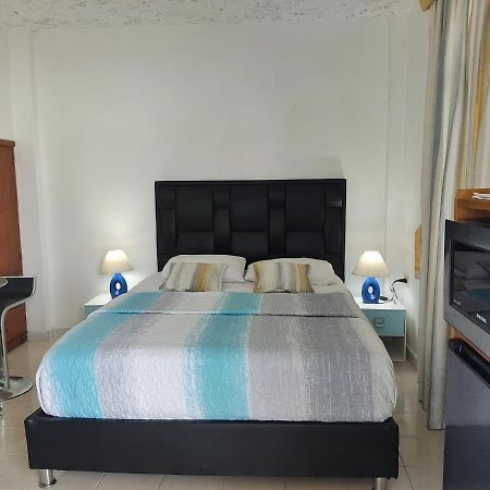 Catia La Mar Bella Suite Frente Al Aeropuerto מראה חיצוני תמונה