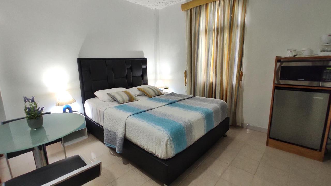 Catia La Mar Bella Suite Frente Al Aeropuerto מראה חיצוני תמונה