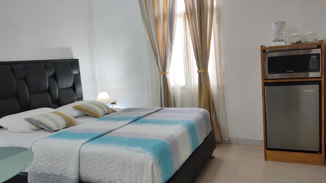 Catia La Mar Bella Suite Frente Al Aeropuerto מראה חיצוני תמונה